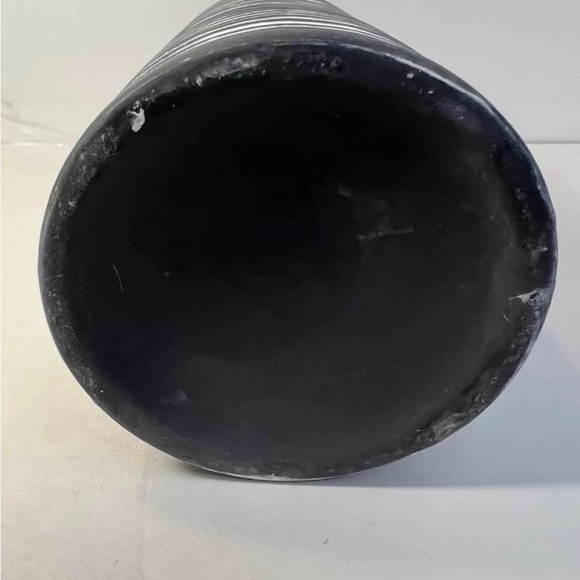Black And White Striped Vase 10” Contemporary Look - Picture 8 of 8